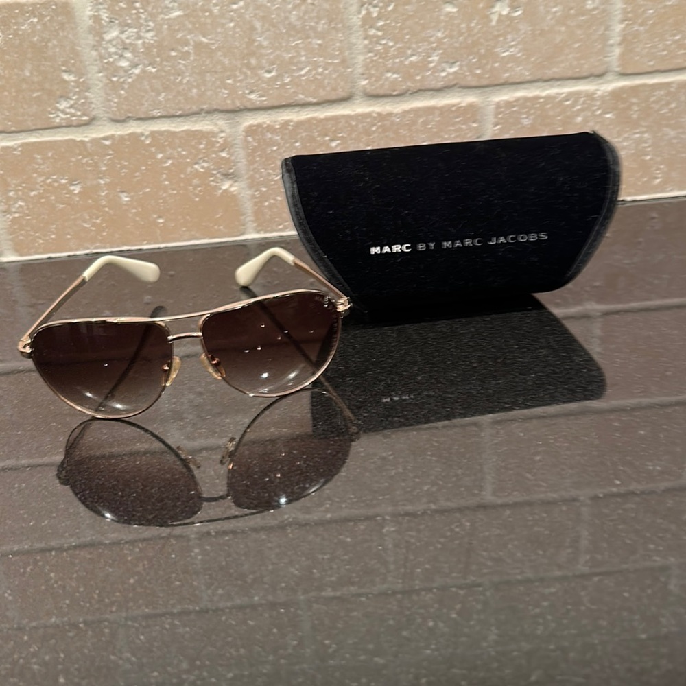 Marc by Marc Jacobs gold Sunglasses